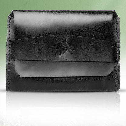 Sophisticated Leather Card Holder - Practical Elegance for Daily Essentials