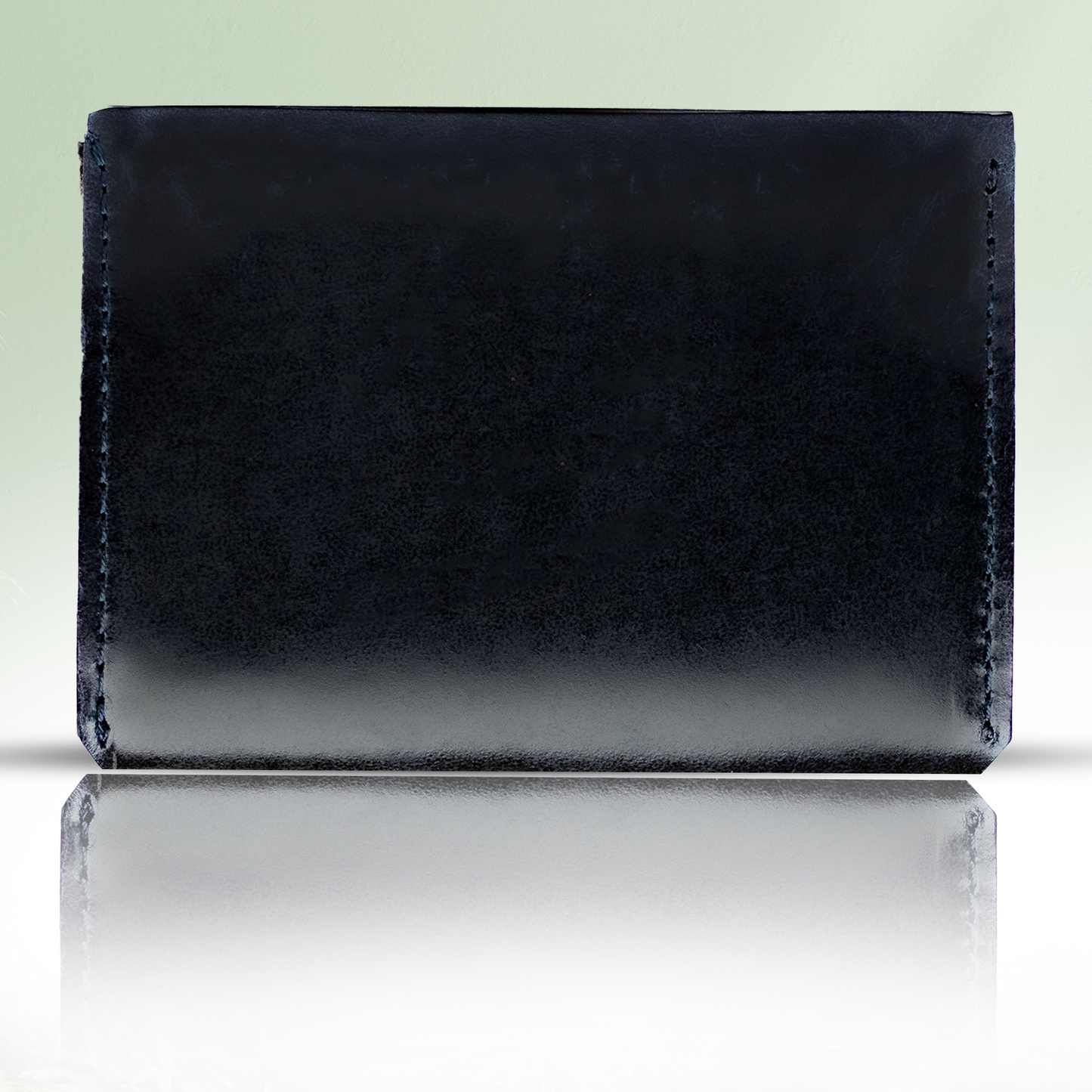 Sophisticated Leather Card Holder - Practical Elegance for Daily Essentials