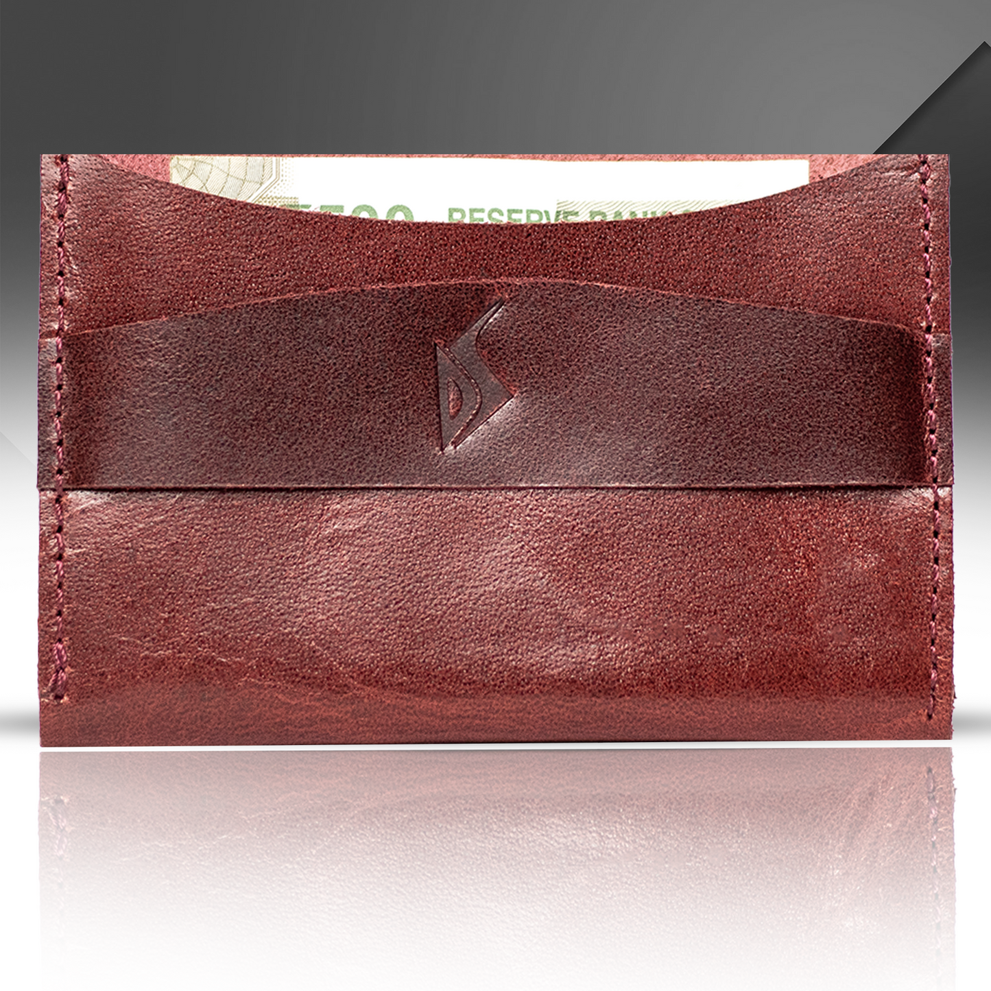 Sophisticated Leather Card Holder - Practical Elegance for Daily Essentials