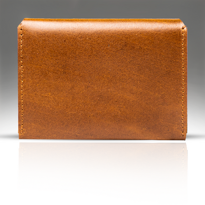 Sophisticated Leather Card Holder - Practical Elegance for Daily Essentials